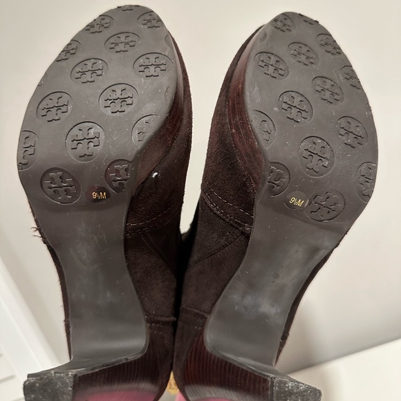 Tory Burch Chic Brown and Gold Heeled Boots with Suede Finish - Picture 5 of 5